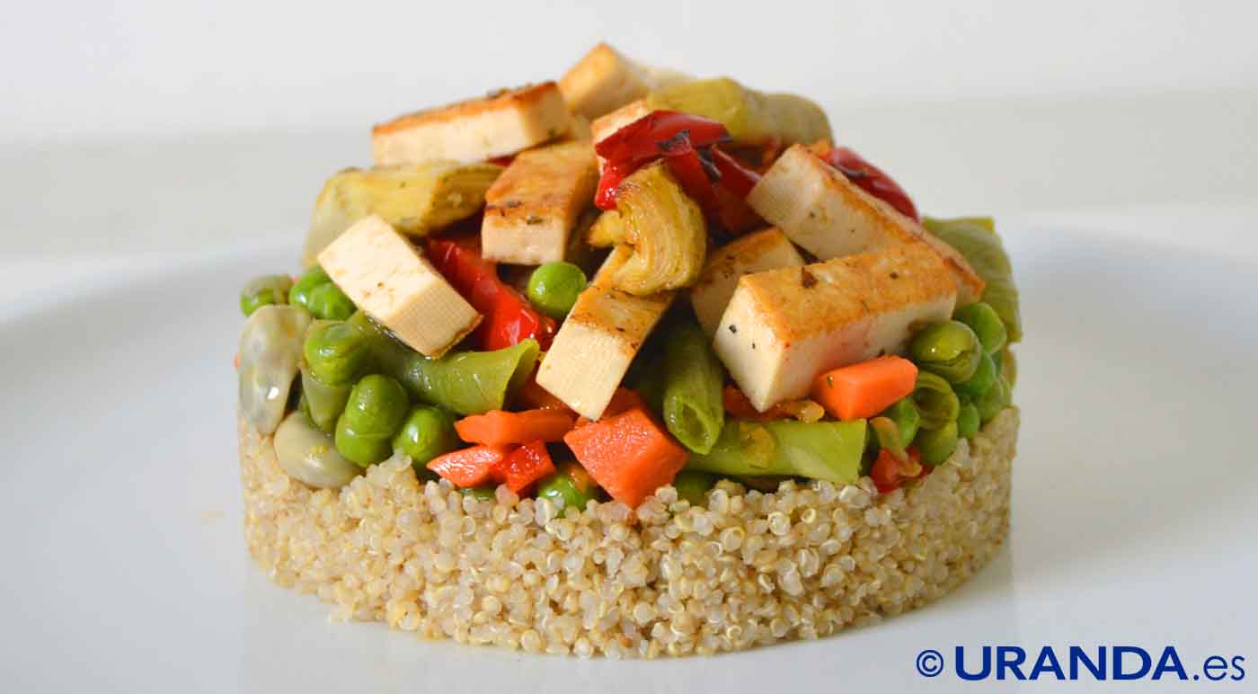 Receta de tofu con menestra y quinoa - Recetas veganas ligeras - Ecovegetariano.com